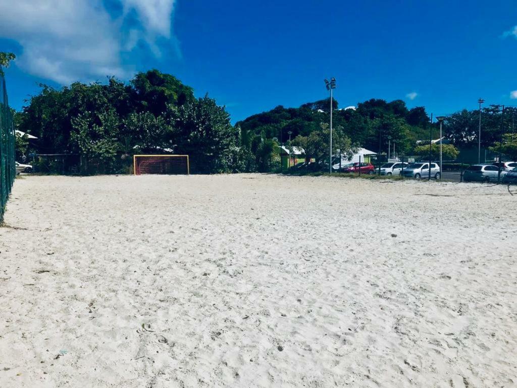 Appartement Au Bord De Mer Le Moule Esterno foto