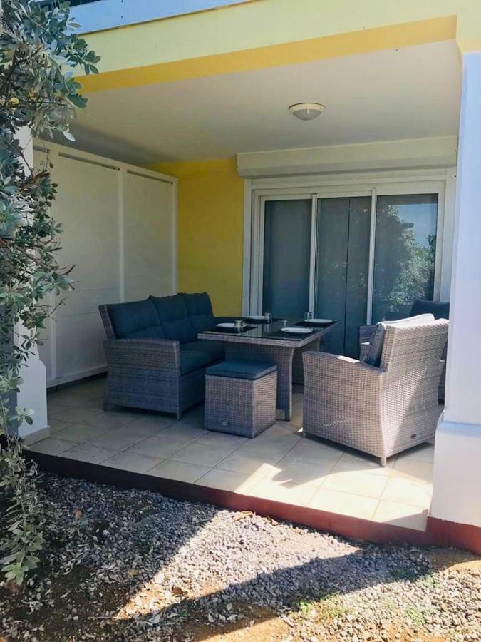 Appartement Au Bord De Mer Le Moule Esterno foto